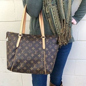 💎✨BEAUTIFUL✨💎 Authentic Louis Vuitton Totally MM